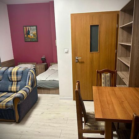 Hostel Sportowa Płońsk Екстериор снимка