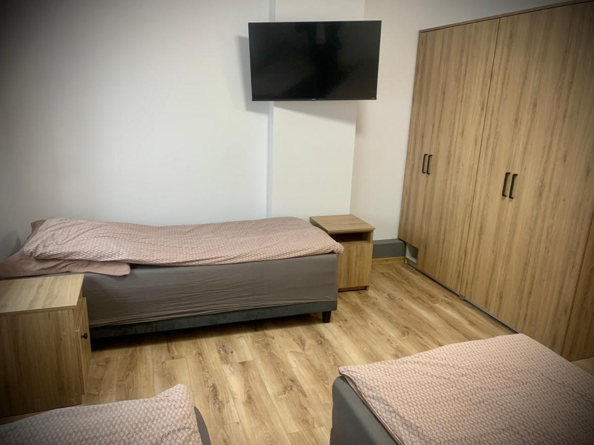 Hostel Sportowa Płońsk Екстериор снимка