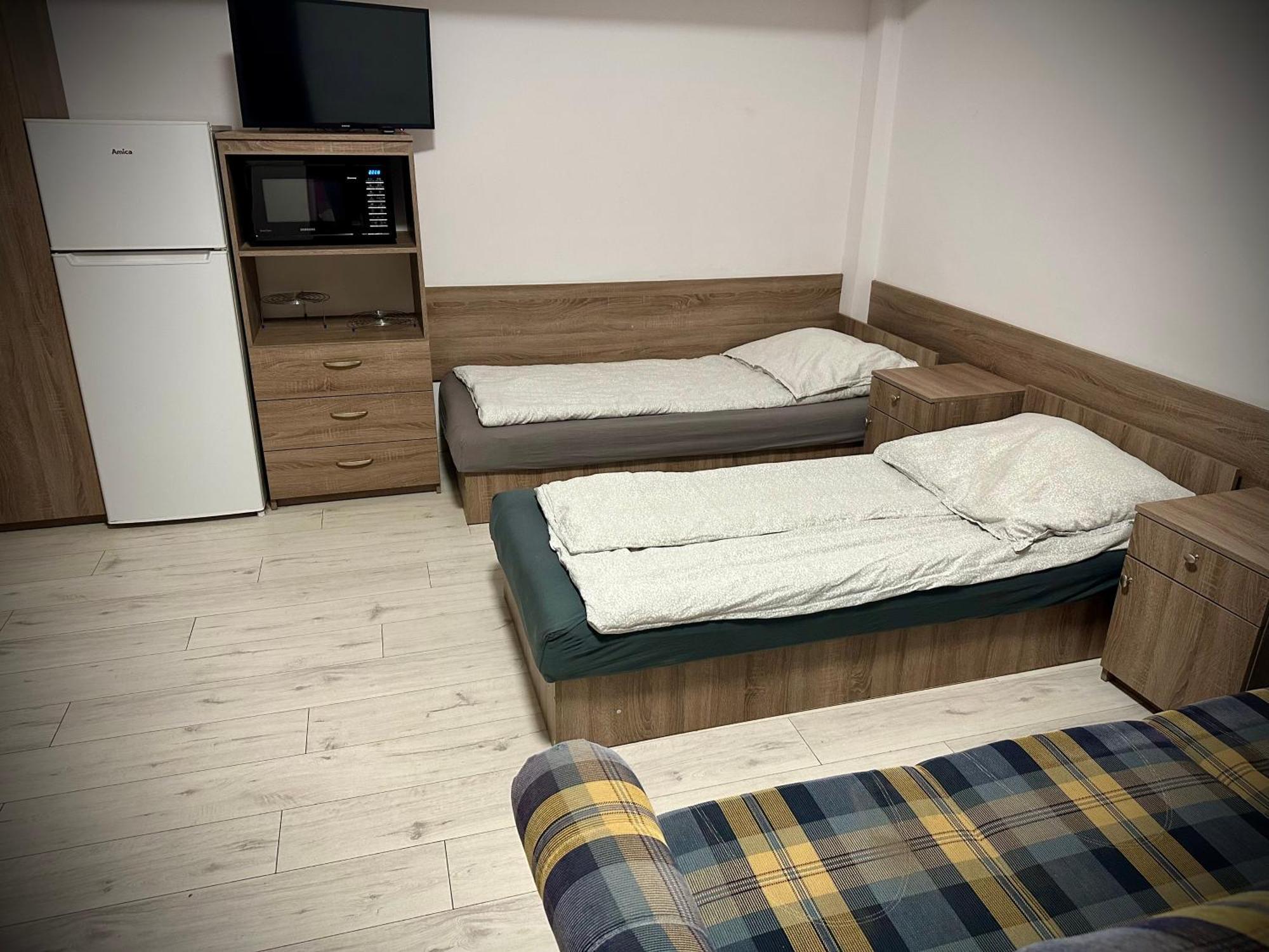 Hostel Sportowa Płońsk Екстериор снимка