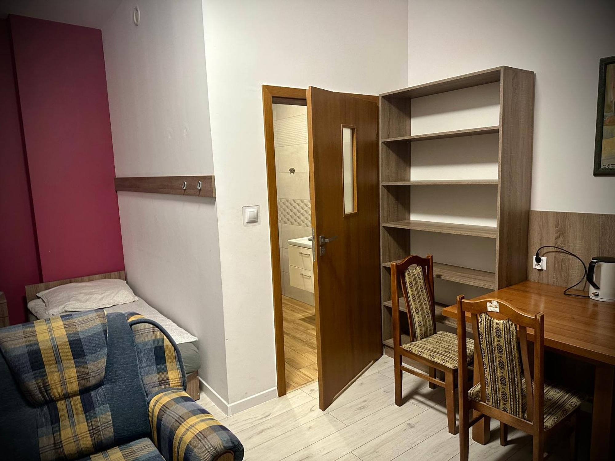 Hostel Sportowa Płońsk Екстериор снимка